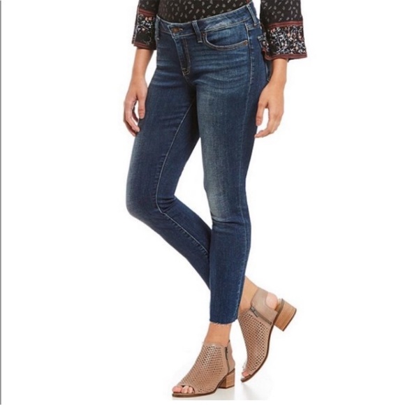 Lucky Brand Denim - ❤️💜💙💛 Lucky Lolita Skinny Jean Mid Rise Dark Blue Wash Size 6/28 Tall